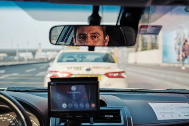 أتاحت شركة "هلا" الإماراتية المتخصصة في حجز سيارات الأجرة بإمارة دبي إلكترونيا؛ خدمة جديدة للدفع الإلكتروني عبر تطبيق محفظة Careem Pay،