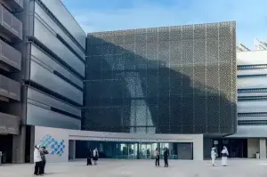 جامعة محمد بن زايد للذكاء الاصطناعي عن مشاركتها المميزة في مؤتمر الأمم المتحدة حول تغير المناخ "كوب 28"، الذي يعقد في مركز التعليم الأخضر بدولة الإمارات العربية المتحدة