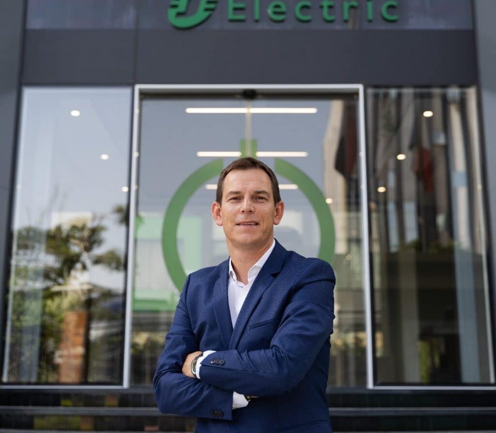 شنايدر إلكتريك تعزز استثماراتها في مصر لتعزيز التنمية المستدامة والتحول الرقمي