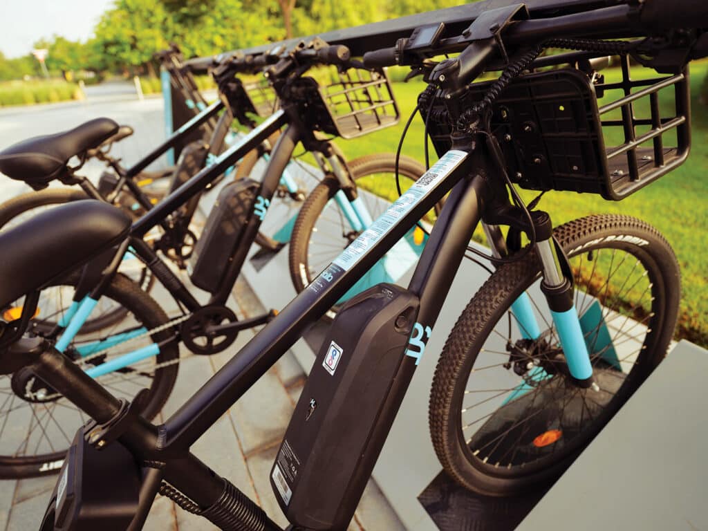 أرادَ تُطلق يلا الحل المستدام للتنقل الكهربائي في الجادة بالشارقة