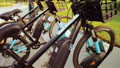 أرادَ تُطلق يلا الحل المستدام للتنقل الكهربائي في الجادة بالشارقة