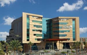 ذا بانكر تتوج البنك الوطني العماني كأفضل بنك في عُمان للعام 2023