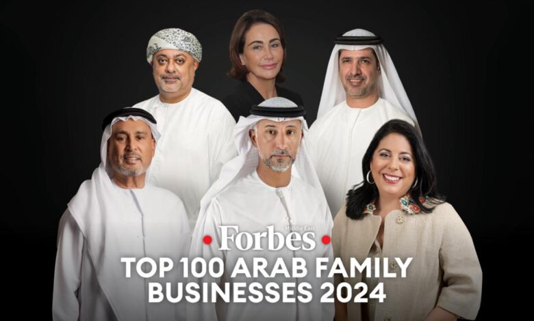 كشفت فوربس الشرق الأوسط عن قائمتها السنوية "أقوى 100 شركة عائلية عربية لعام 2024" لتسلط الضوء على أكبر الشركات العائلية العريقة في المنطقة، التي تشهد تحولات في أعمالها من خلال التوسع والاستثمار. ولإعداد القائمة، اهتمت فوربس الشرق الأوسط بالشركات التي تملكها أو تديرها عائلات عربية
