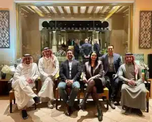 أعلن فريق ستارت آب وايز (SWG)، بالشراكة مع شركة سيدرا فينتشرز وبرعاية برنامج التطوير التكنولوجي الوطني (NTDP)، عن إطلاق أول صندوق استثمار متخصص في تكنولوجيا البناء وبرنامج تسريع في المملكة العربية السعودية.