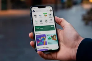 كريم تُطلق خدمات كريم فود وكريم باي في أبوظبي