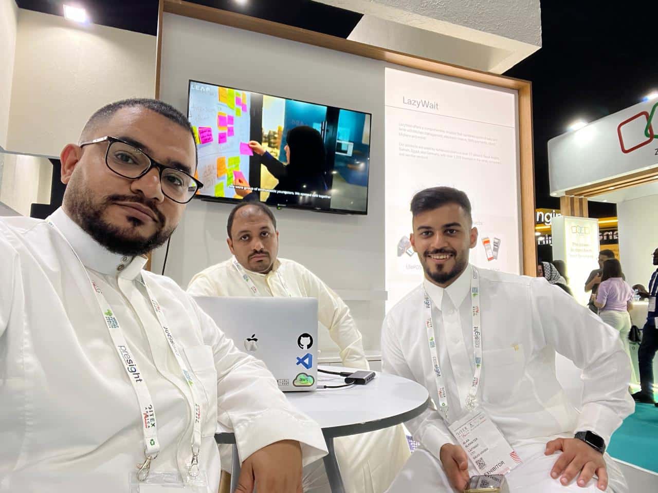 Asaad Al-Bu, the founder and CEO of LazyWait in Saudi Arabia, revealed his company's intention to enter into strategic partnerships with global companies participating in the GITEX Africa 2024 event.