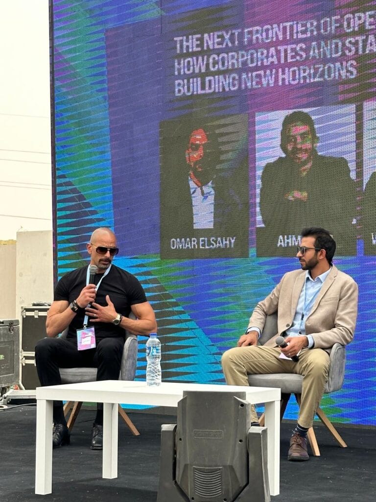  انطلقت اليوم فعاليات اليوم الأول من الدورة الخامسة لقمة شركات ناشئة بلا حدود في القاهرة، تحت شعار "تخطي الحدود، بناء آفاق عالمية"، بمشاركة 5000 من المستثمرين والمبتكرين ورواد الأعمال والمهتمين بقطاع الشركات الناشئة من جميع أنحاء العالم.