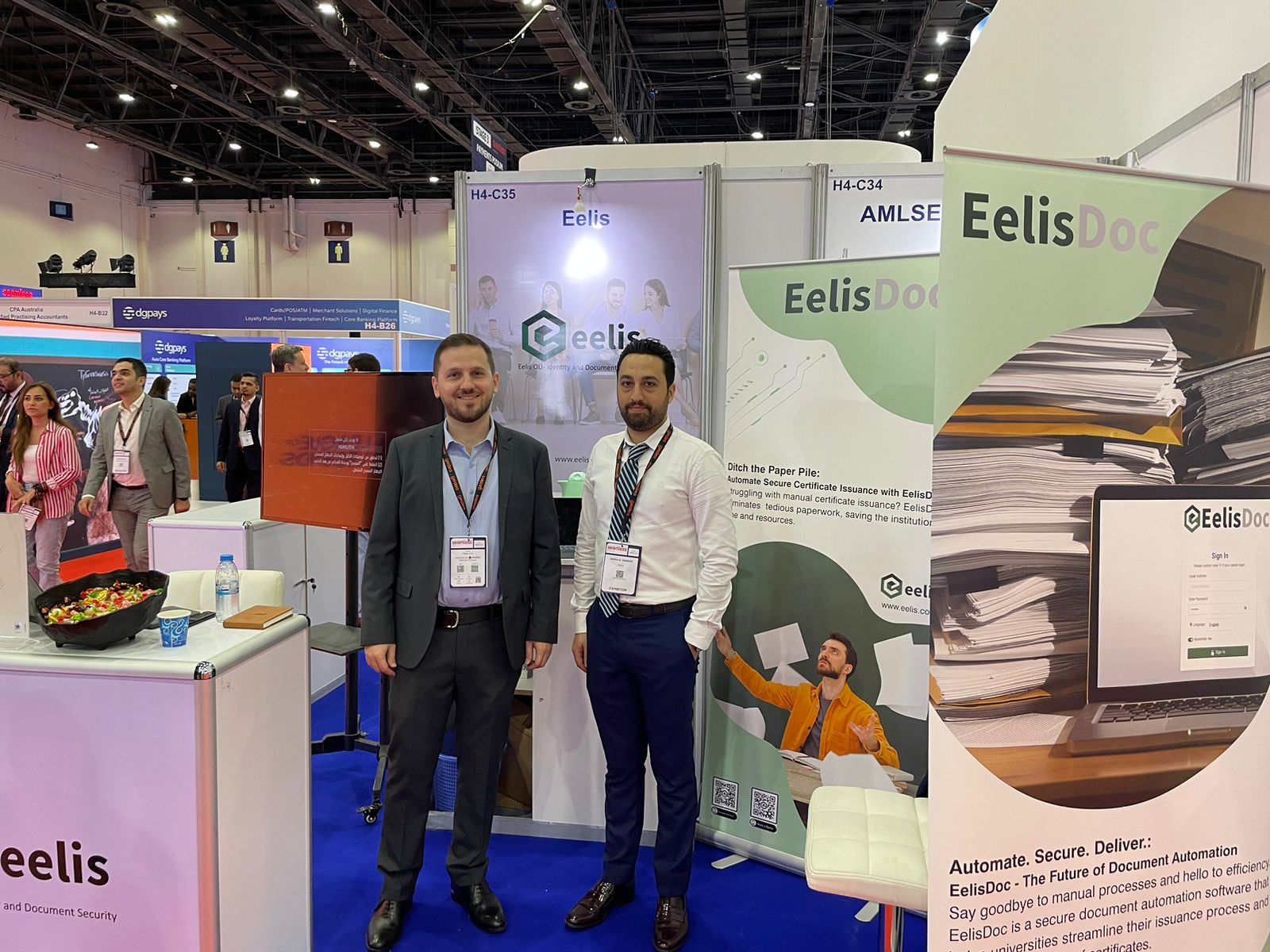 توقع عبيدة ربيع، المؤسس والرئيس التنفيذي لشركة Eelis Dos، الناشئة والمتخصصة بخدمات حماية المستندات والشهادات من التزوير والتلاعب من خلال مجموعة من الحلول الرقمية؛ زيادة حجم العملاء المستهدفين لدى شركته جراء المشاركة بفعاليات مؤتمر سيملس 2024 والذي تستضيفه إمارة دبي في الفترة من 14-16 مايو الجاري.