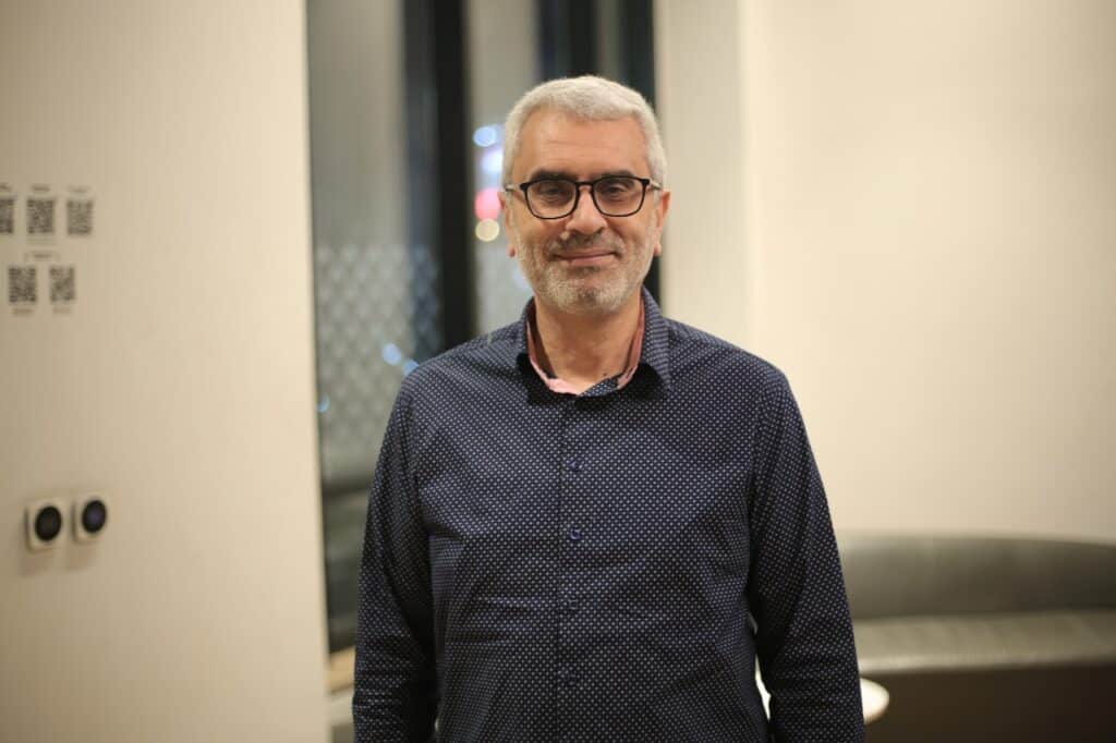 Power of Data Analysis and Artificial Intelligence: Yasser Al Bandari’s Vision for Democratizing Data