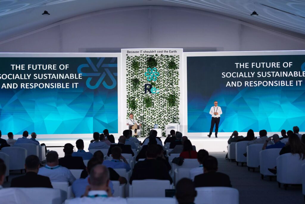 الشركات الرائدة في التكنولوجيا تجتمع في إمارة رأس الخيمة لمناقشة استدامة تقنية معلومات