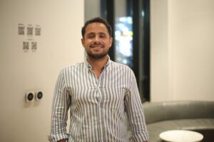 كيف يسهم الذكاء الاصطناعي وعلوم البيانات في تمكين الشركات الصغيرة والابتكار