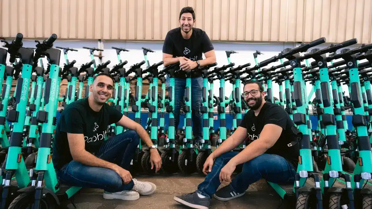 رابيت موبيلتي تجمع تمويلاً بقيمة 1.3 مليون دولار لدعم خططها في التنقل المستدام