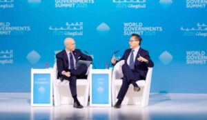  Joseph Tsai, Co-Founder and Chairman of Alibaba Group, revealed that he decided three years ago to gradually step down from his executive role and hand over the CEO position to a younger successor—12 years his junior.