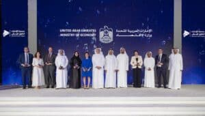 أعلنت وزارة الاقتصاد عن منح رخصة الإدارة الجماعية للموسيقى لـ "جمعية الإمارات لحقوق الموسيقى"، لتمكينها من تنظيم تحصيل وتوزيع حقوق المبدعين الموسيقيين، وضمان التزام القنوات ومنصات بث المحتوى بمراعاة تلك الحقوق داخل الدولة، مما يُسهم في تعزيز تنافسية الاقتصاد الإبداعي، وترسيخ بيئة مستدامة قائمة على أفضل الممارسات العالمية، وتهيئة مناخ محفز للموهوبين والمبتكرين، وتمكين أدوات الاقتصاد الإبداعي.