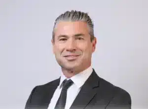 يعتزم صندوق الاستثمارات العامة، تطرح نموذج ذكاء اصطناعي متطور يركز على اللغة العربية والثقافة المحلية بالمملكة العربية السعودية قبل نهاية أغسطس الجاري من خلال الشركة الوطنية الجديدة للذكاء الإصطناعي " هيومين" التابعة له.