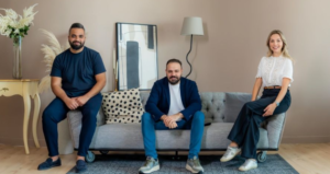 أعلنت منصة Reno المتخصصة في مجال التجديدات المعتمدة على التكنولوجيا؛ عن حصولها على مبلغ 4 ملايين دولار في جولة تمويلية قادتها كلًا من Sanabil 500، Hub71، Plus VC، Zero 100 VC، FlyerOne Ventures، Sandstorm VC AngelSpark، وSwiss Founders Fund .