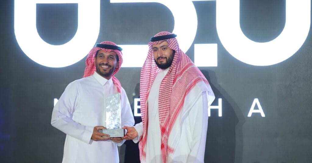 تكريم المشاركين في فعالية تدشين مسرعة الريادة الاجتماعية